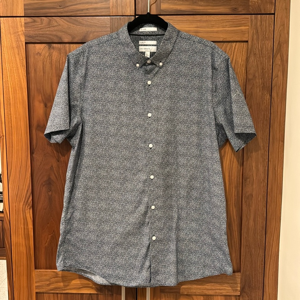 Calibrate slim fit button up shirt